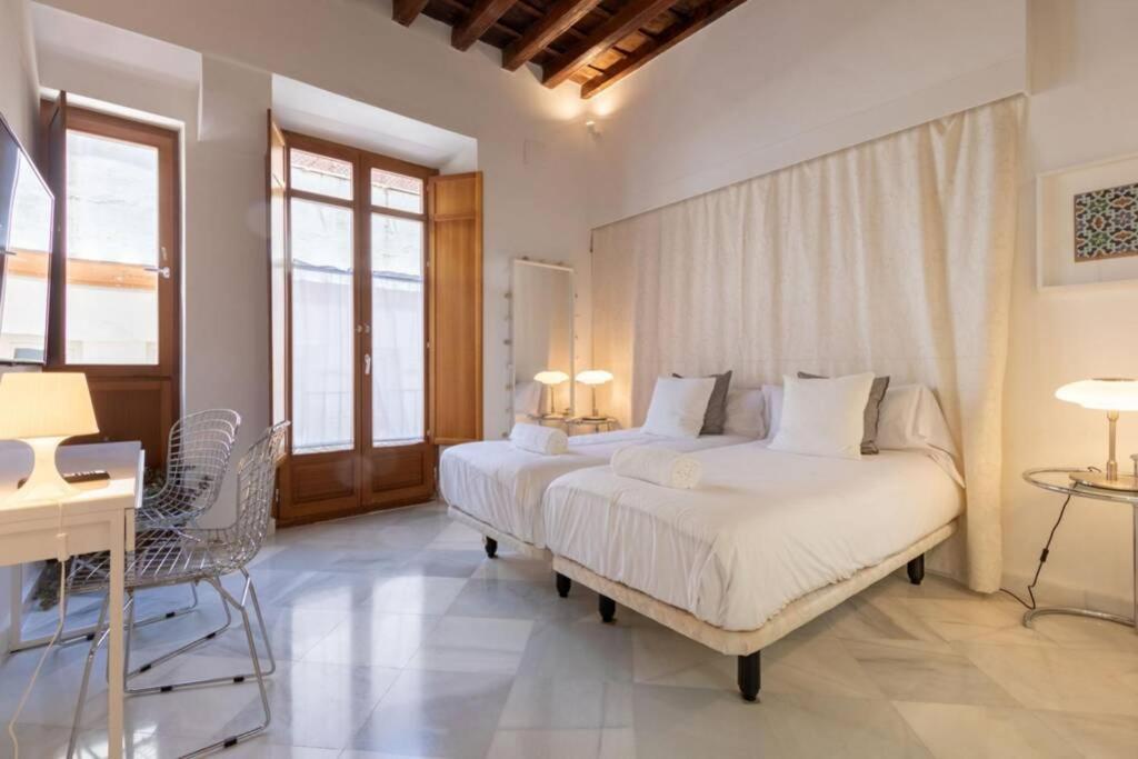Hernando Colon Deluxe Suite By Valcambre Sevilla Exterior foto